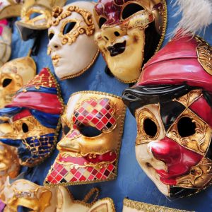 Crea tu propia máscara del Carnaval de Venecia: taller de máscaras