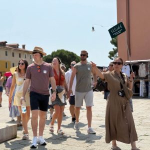 visita-guidata-murano-e-burano-tour-in-barca-visita-fabbrica-di-vetro